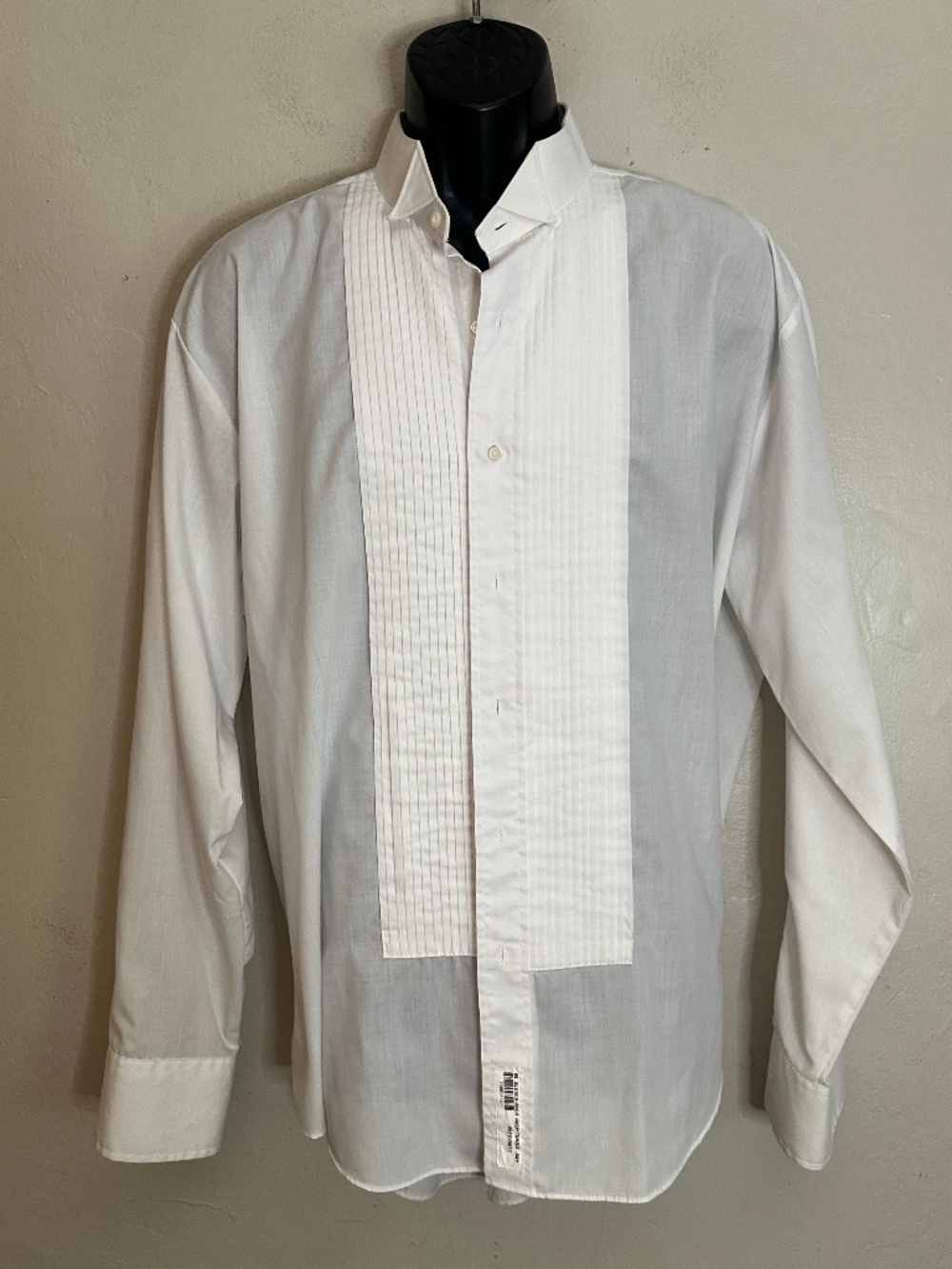 Raffinati Tuxedo Shirt 17-17.5/35-35 XL Gently worn French cuffs 65% polyester